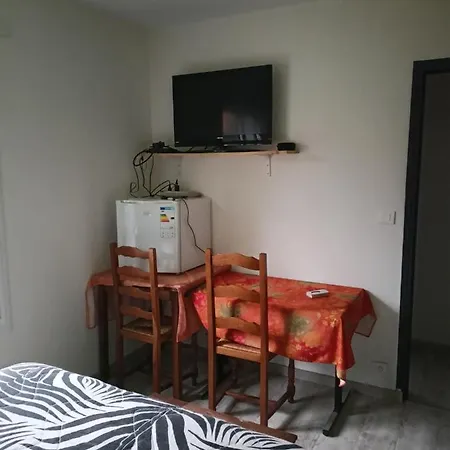 Brigitte Carbonnel Apartment Aydat Exterior photo